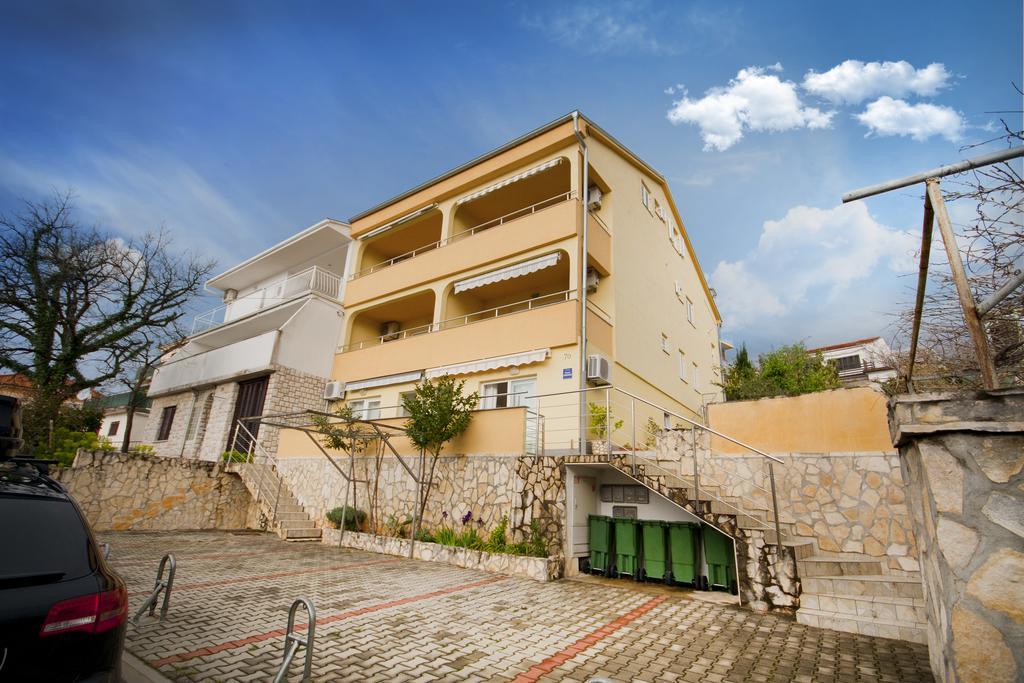 Adela Apartments Драмаль Экстерьер фото